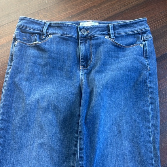 J. Jill Smooth Weekender Straight Leg Jeans - 4 - Picture 5 of 10